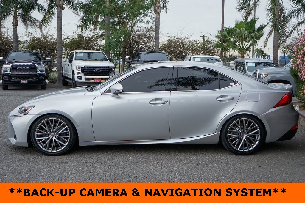 Used 2018 Lexus IS 300 AWD image 5