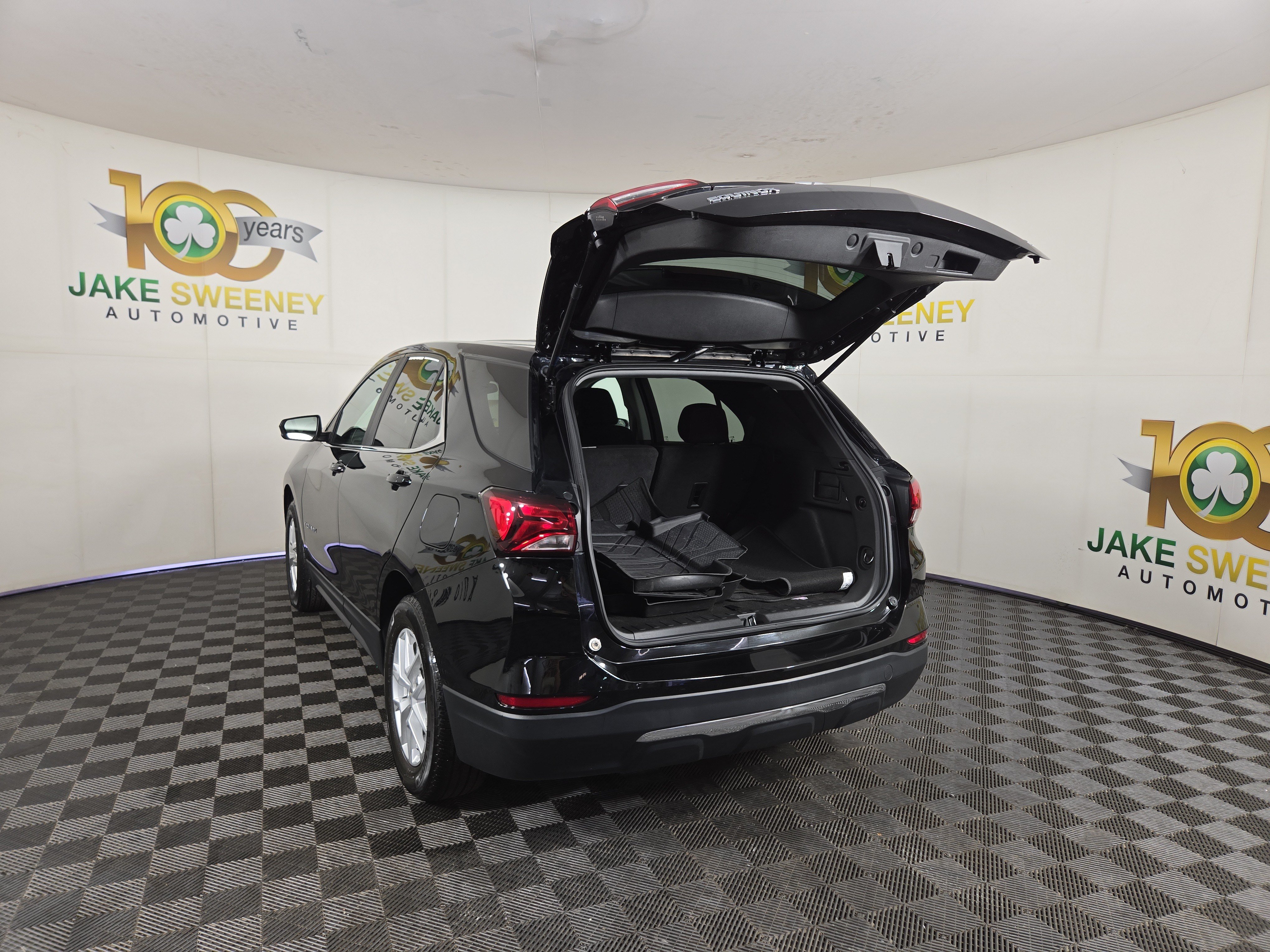 Used 2023 Chevrolet Equinox LT FWD image 30