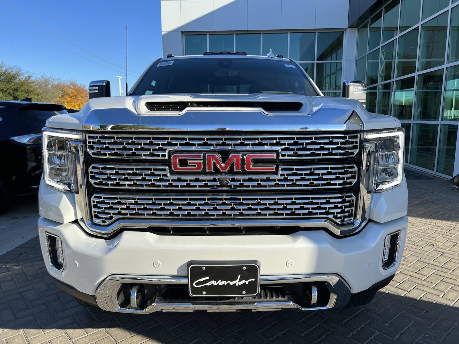 New 2023 GMC Sierra 3500 Denali w/ Denali Ultimate Package AWD/4WD image 2