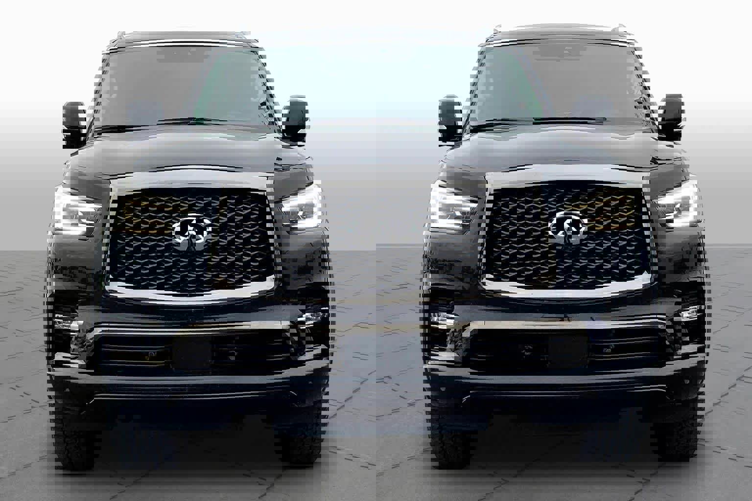 Used 2021 INFINITI QX80 Premium Select w/ All-Season Package image 3