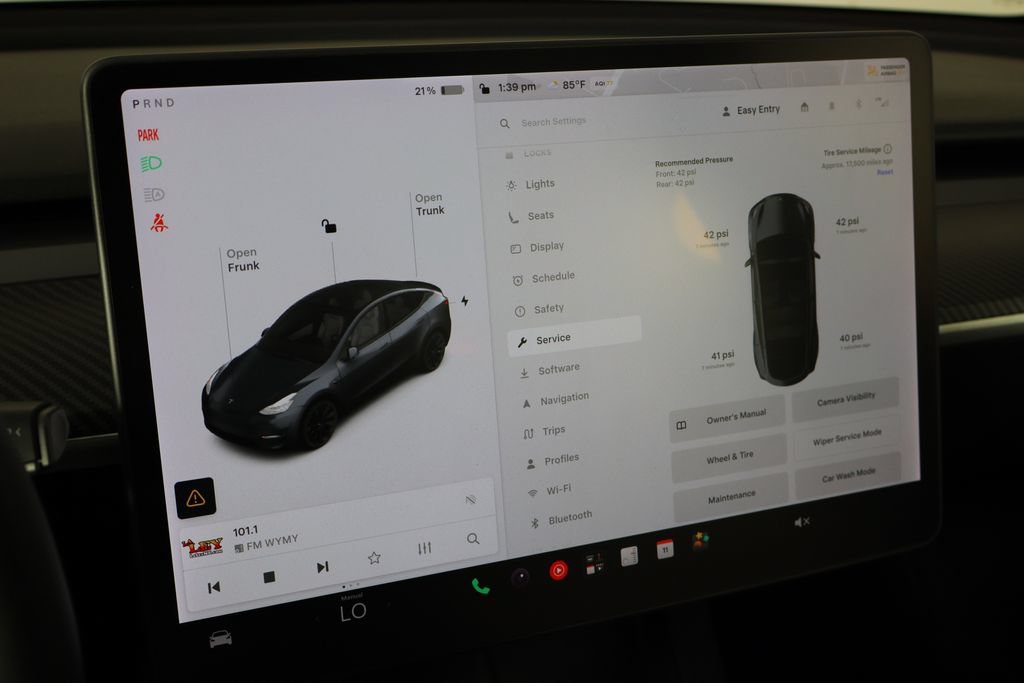 Used 2021 Tesla Model Y Long Range AWD/4WD image 33