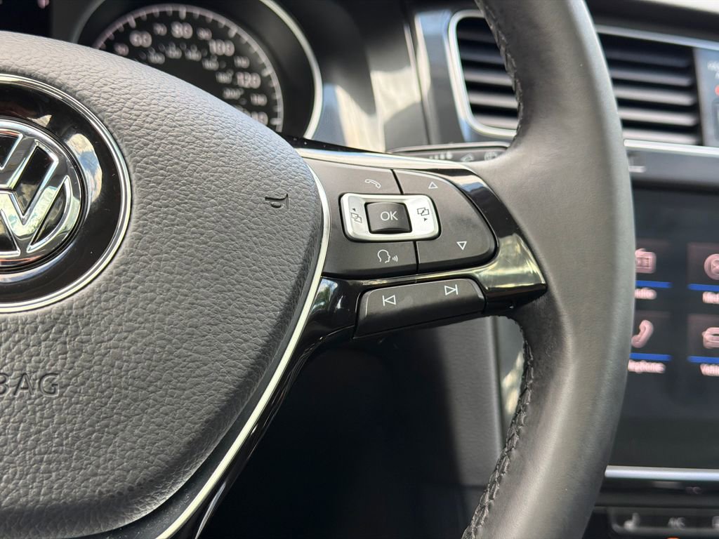 Used 2018 Volkswagen Golf SE FWD image 21