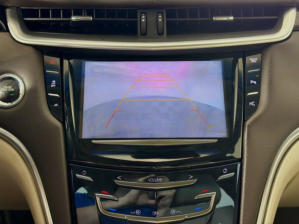 Used 2015 Cadillac XTS Premium FWD image 18