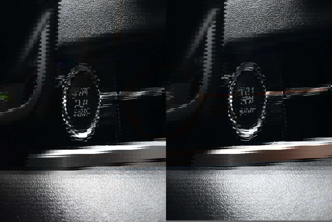 Used 2022 Mitsubishi Outlander SEL image 29