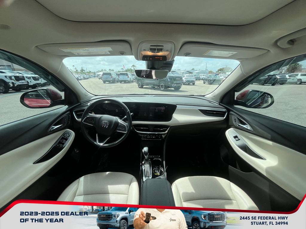 Used 2025 Buick Encore GX Avenir w/ Avenir Technology Package image 13