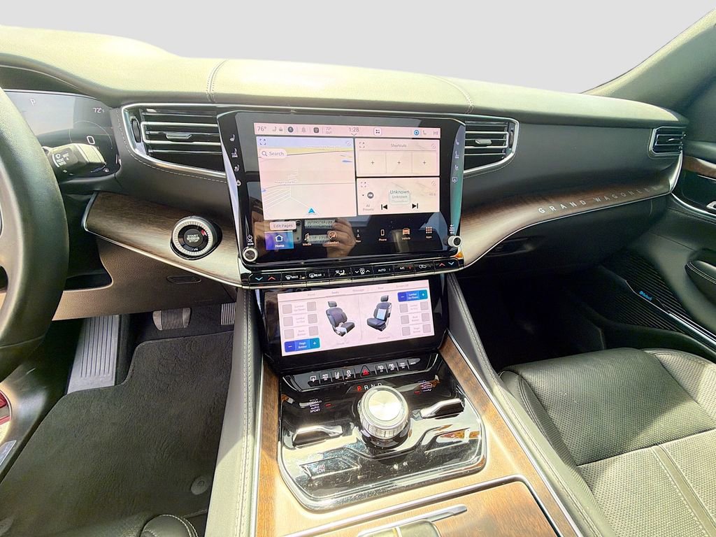 Used 2023 Jeep Grand Wagoneer 4WD image 30