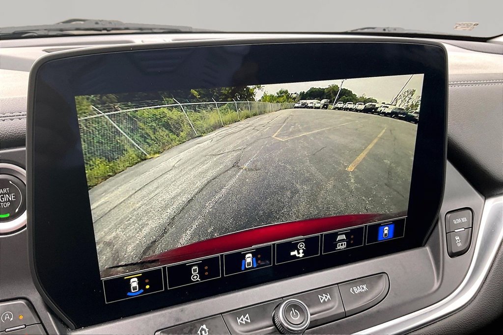 Used 2023 Chevrolet Blazer LT w/ Sound & Technology Package FWD image 16