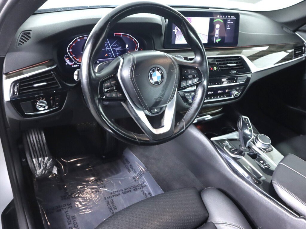 Used 2021 BMW 530i xDrive w/ Convenience Package AWD/4WD image 9