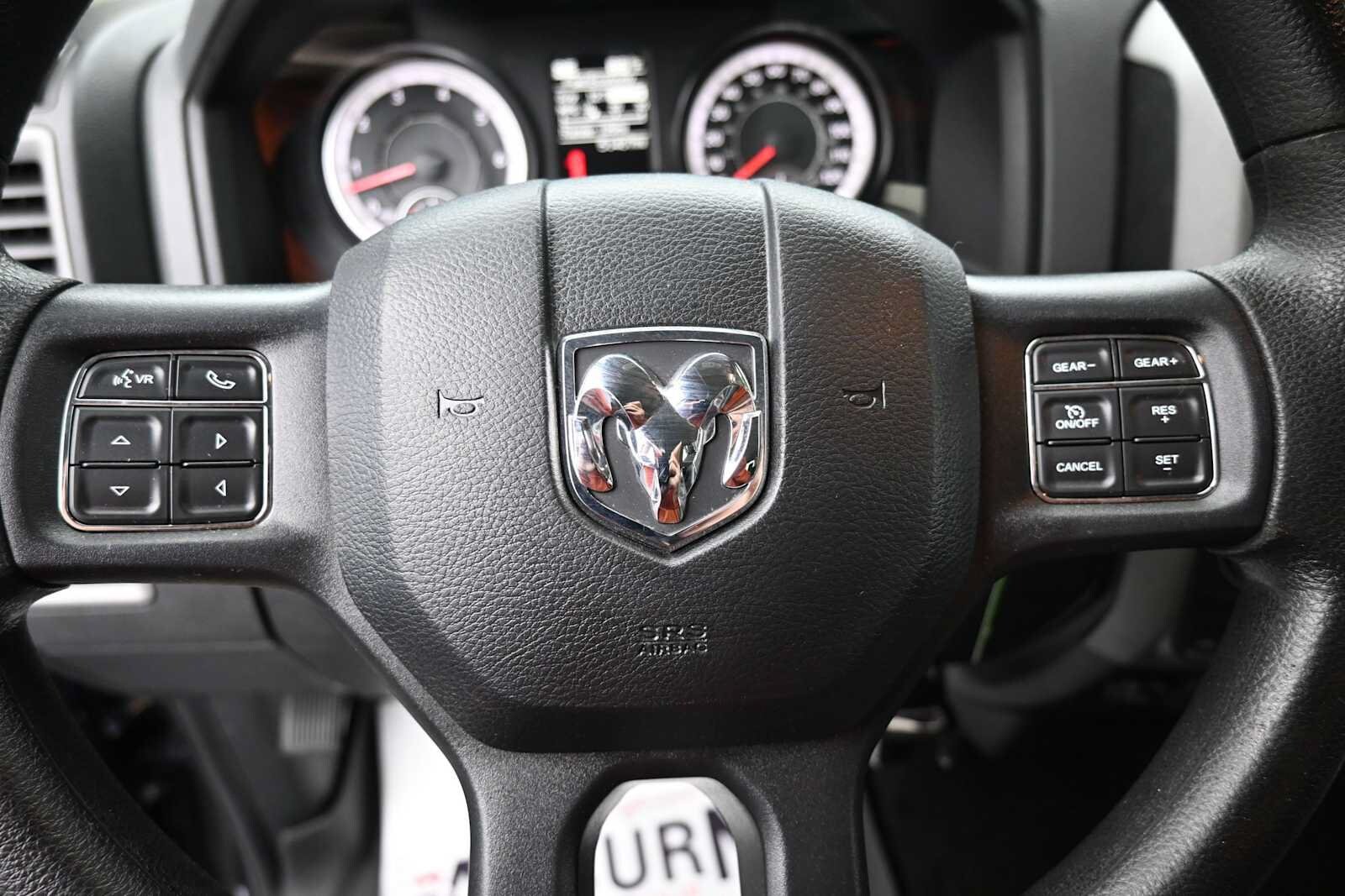 Used 2016 RAM 1500 Express AWD/4WD image 6