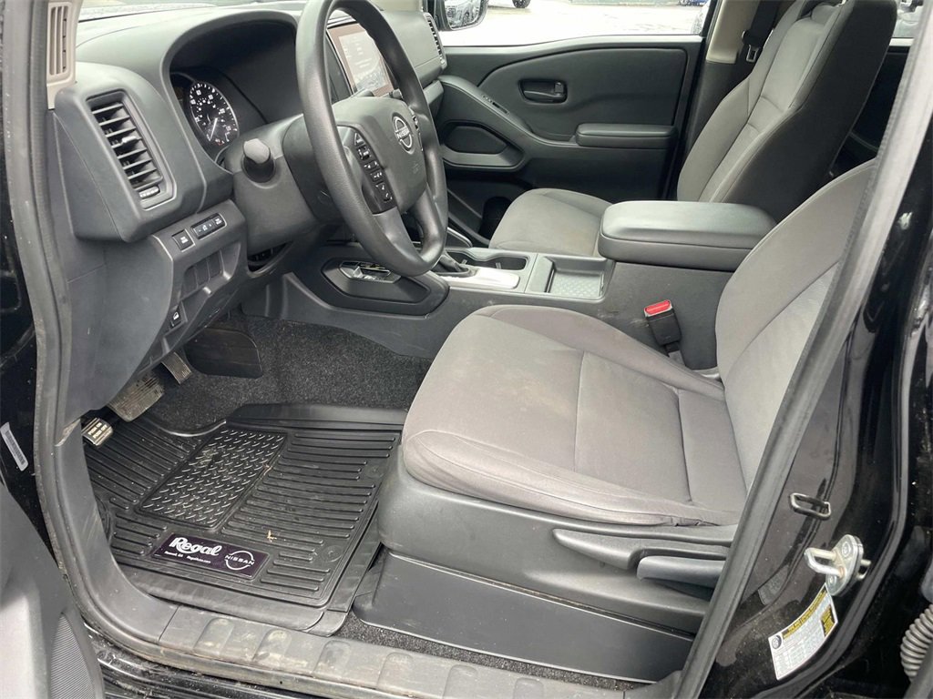 Certified 2022 Nissan Frontier S image 4