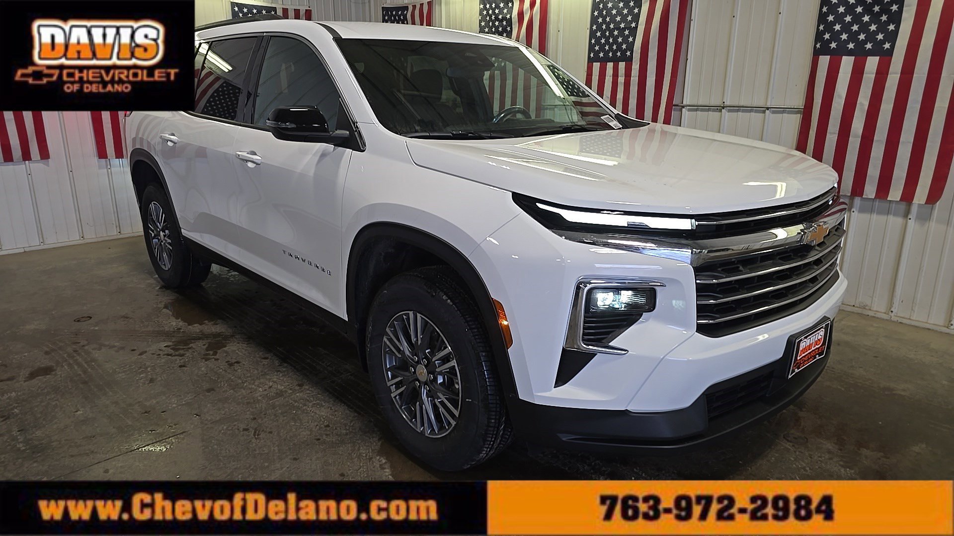 New 2026 Chevrolet Traverse LT image 1