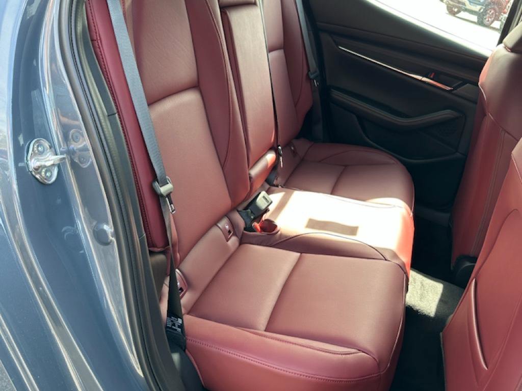 Certified 2025 MAZDA MAZDA3 Carbon image 22