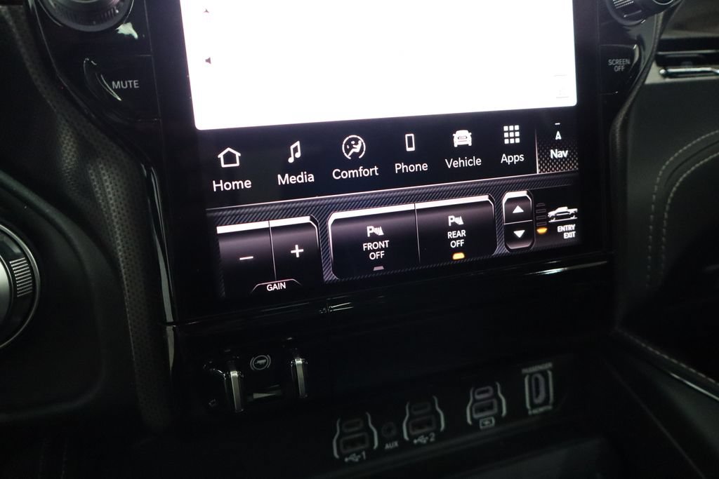 Used 2026 RAM 1500 Limited AWD/4WD image 18
