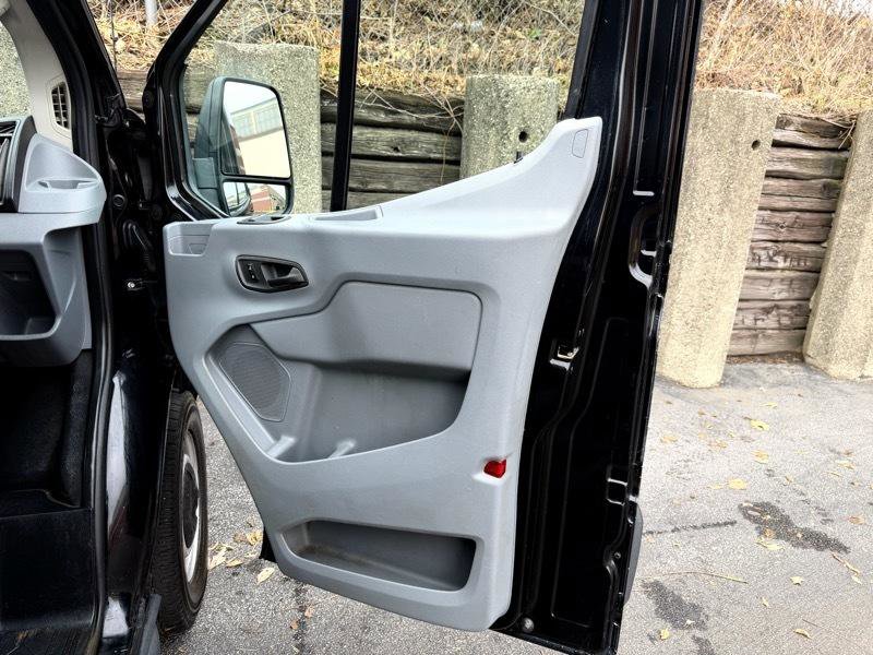 Used 2016 Ford Transit 150 130 Low Roof RWD image 15