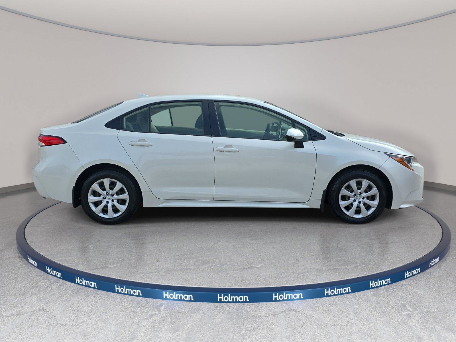 Used 2021 Toyota Corolla LE FWD image 5
