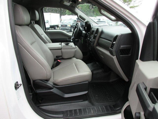 Used 2020 Ford F550 2WD Regular Cab Super Duty image 12