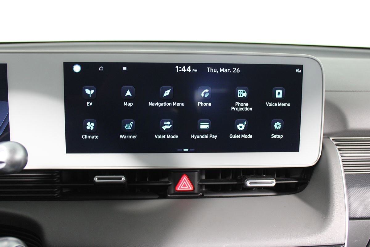 Used 2024 Hyundai Ioniq 5 SE image 14