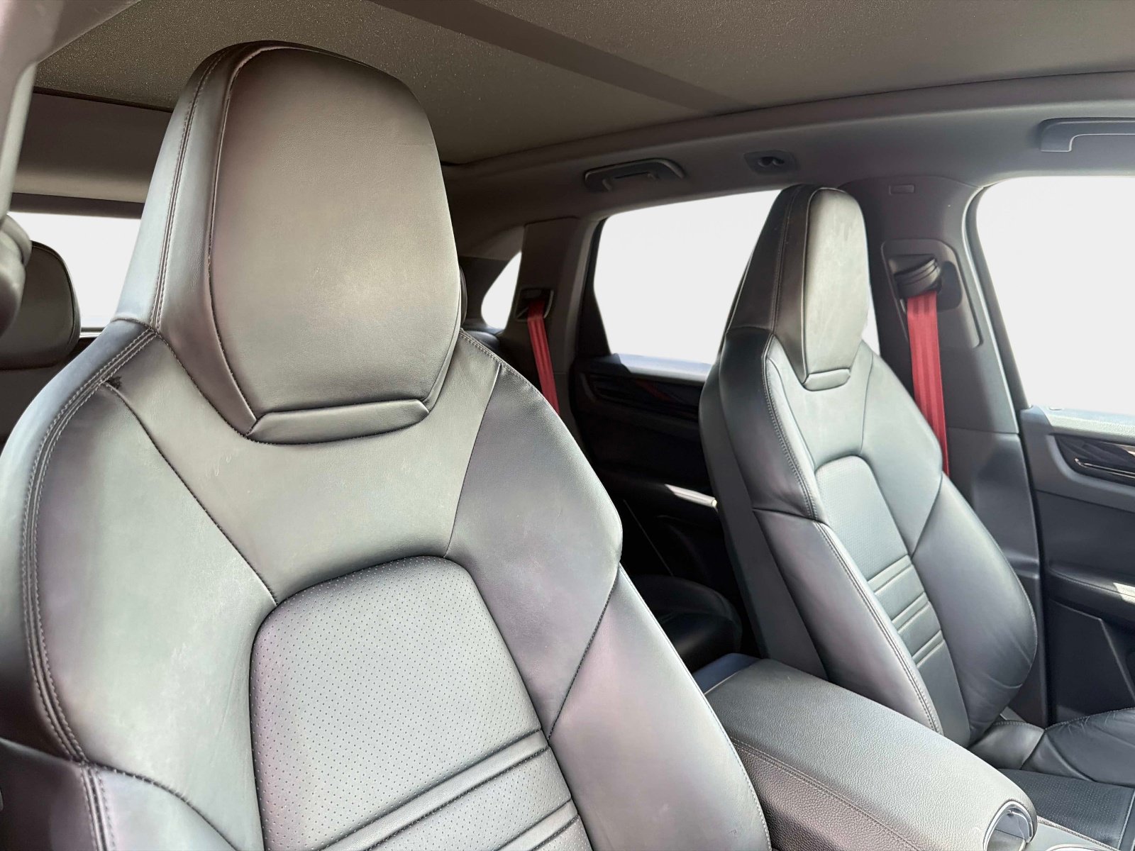 Used 2019 Porsche Cayenne S AWD/4WD image 25