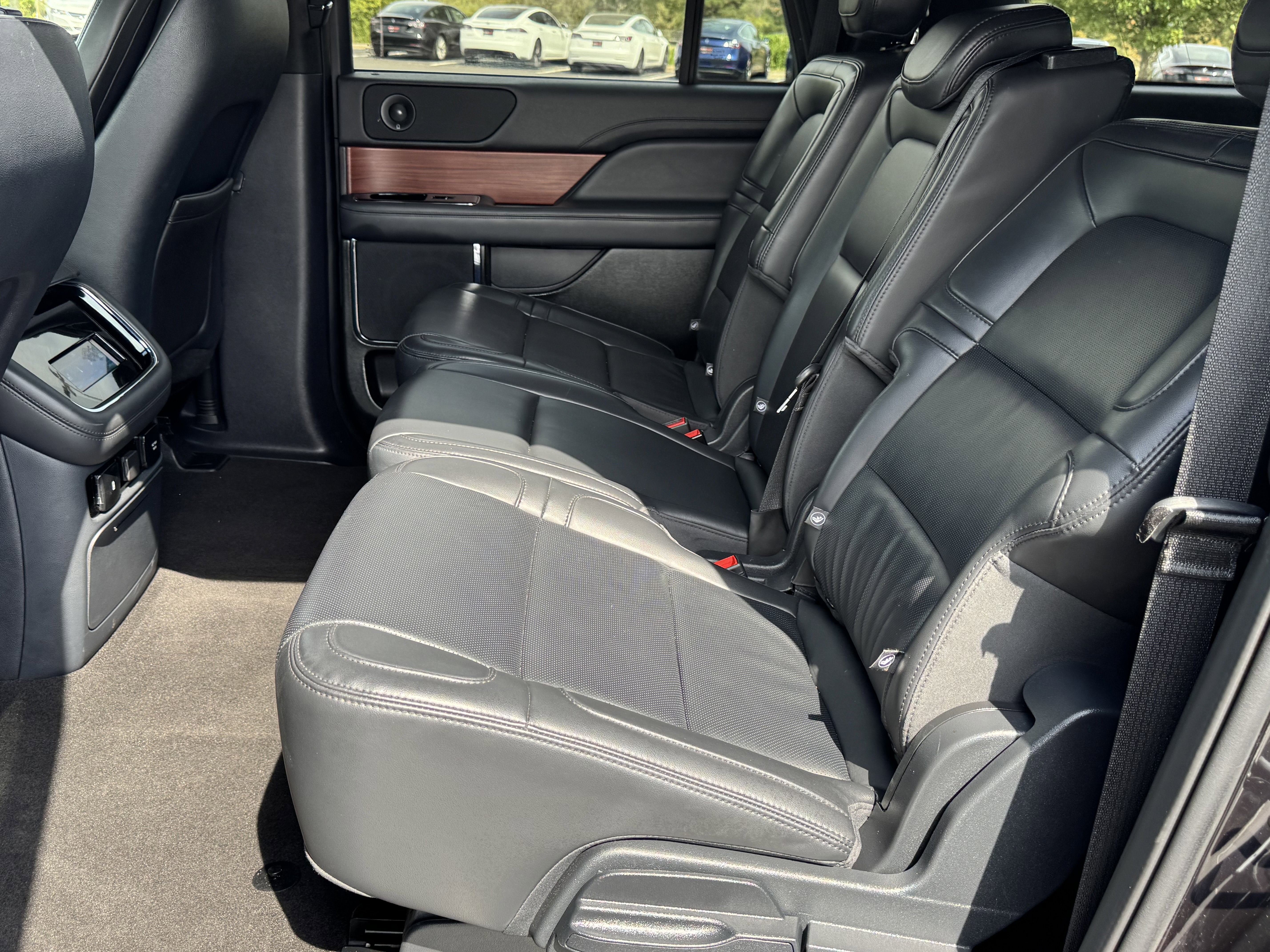 Used 2024 Lincoln Navigator L 4WD image 17