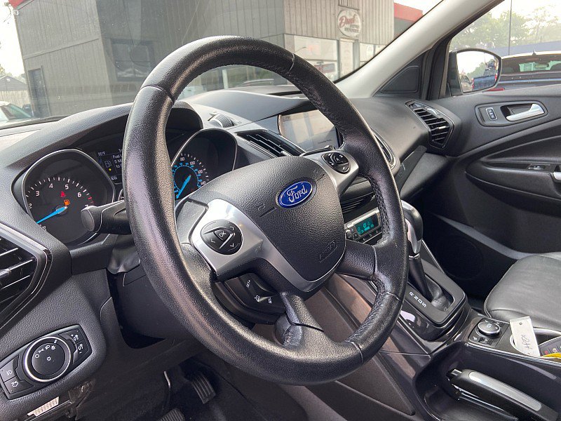 Used 2016 Ford Escape Titanium AWD/4WD image 12