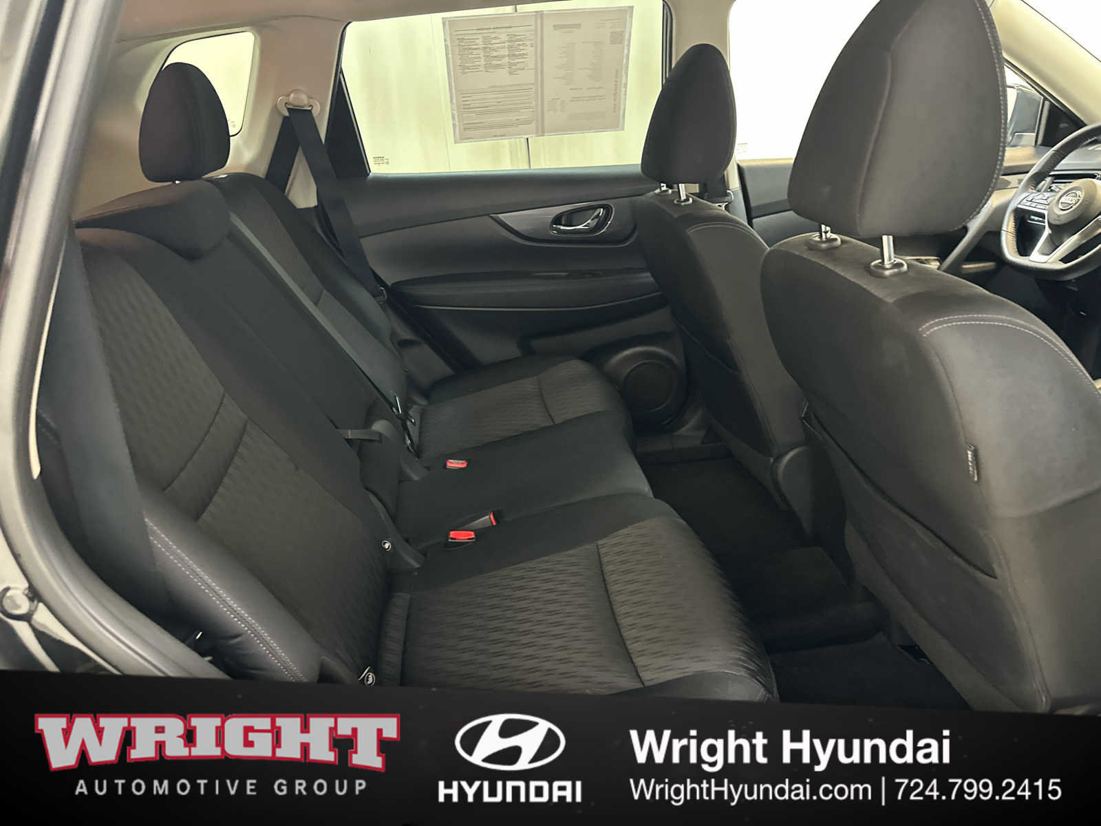 Used 2019 Nissan Rogue SV AWD/4WD image 16