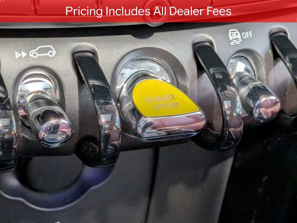 Used 2023 MINI Cooper SE FWD image 30
