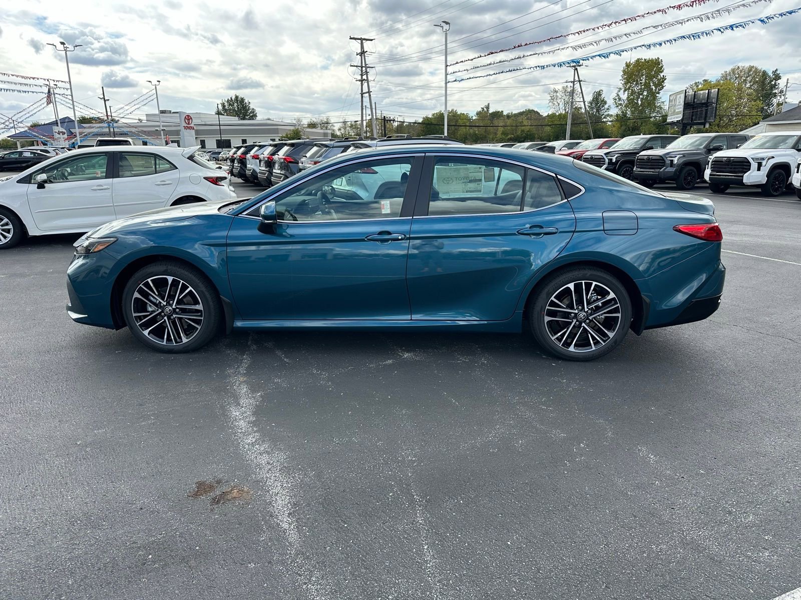 New 2026 Toyota Camry XLE image 2