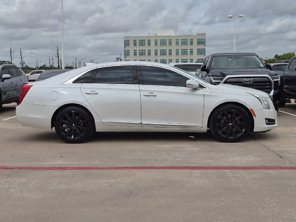 Used 2016 Cadillac XTS FWD image 7