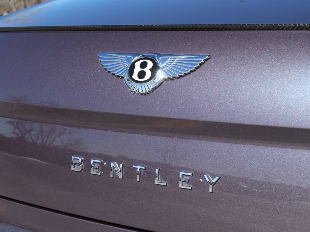 Used 2023 Bentley Flying Spur Azure AWD/4WD image 8