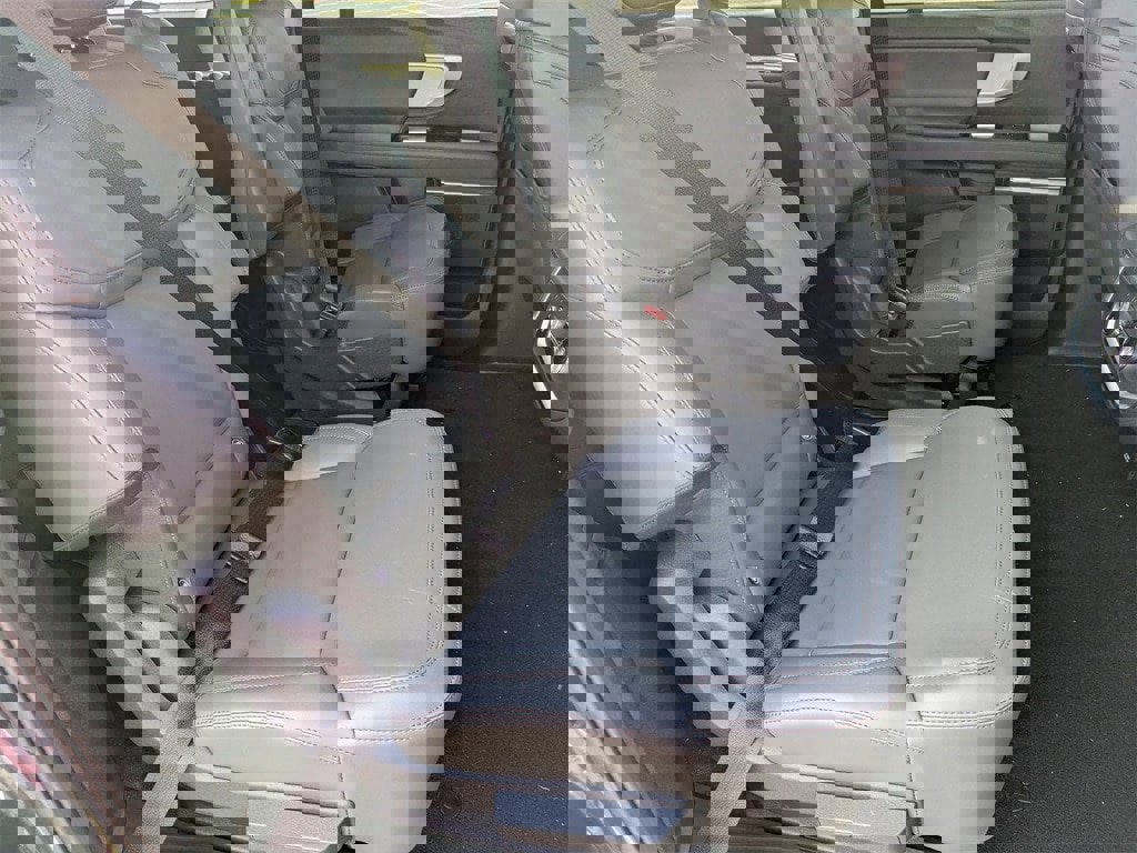 New 2025 Ford Expedition Max Active image 21