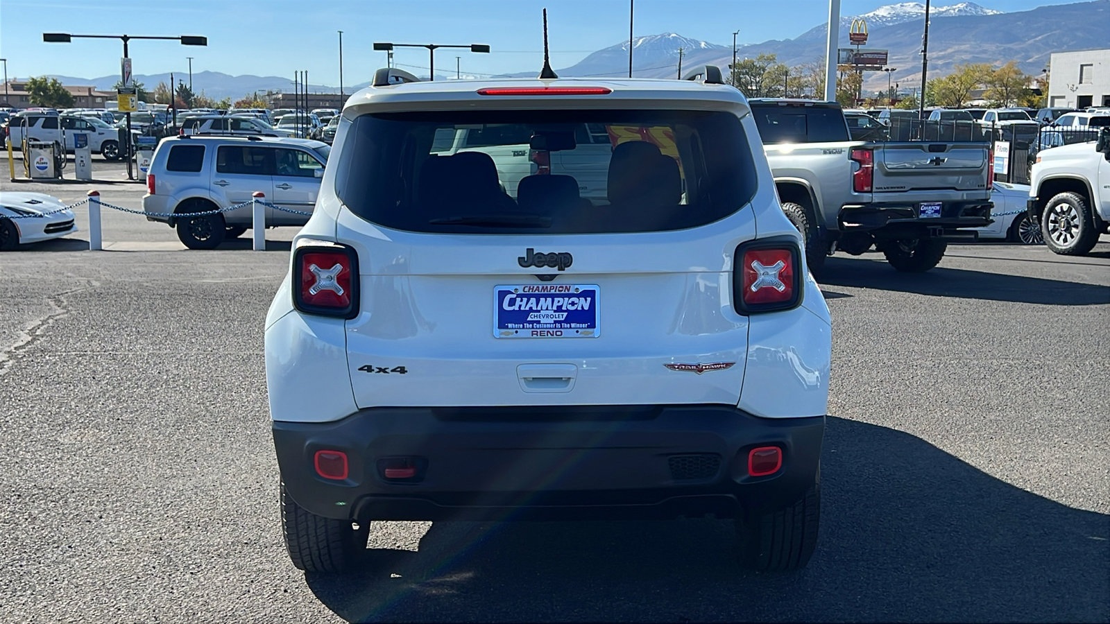 Used 2023 Jeep Renegade Trailhawk image 6