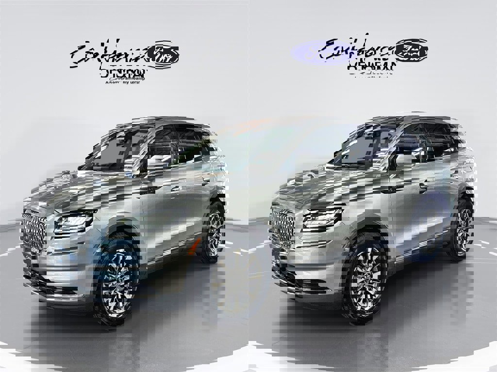 Used 2021 Lincoln Nautilus Reserve image 1