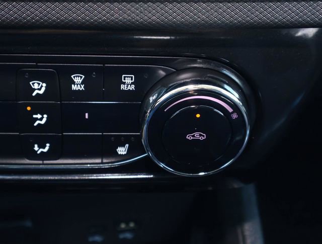 Used 2025 Chevrolet TrailBlazer LT w/ Convenience Package image 26