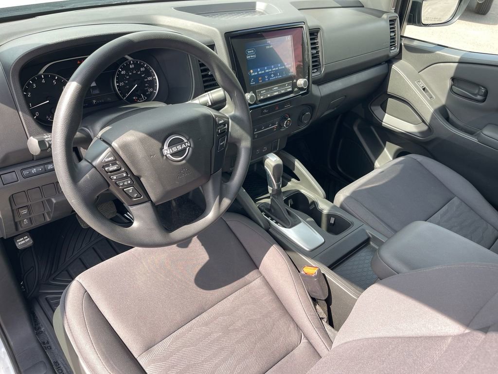 Used 2024 Nissan Frontier S w/ S Utility Package image 11