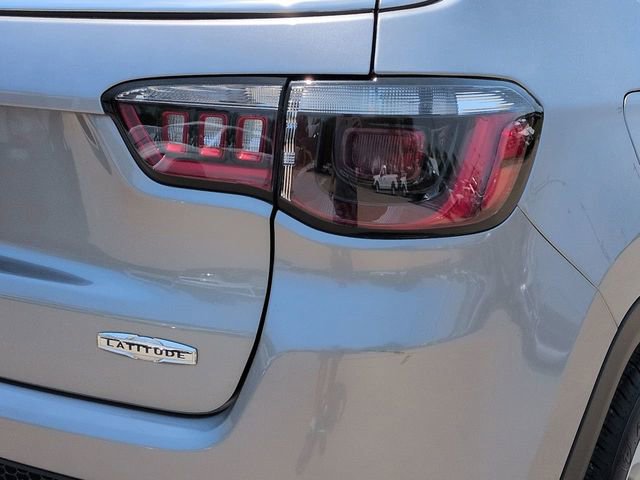 Used 2021 Jeep Compass Latitude w/ Sun and Sound Group image 14