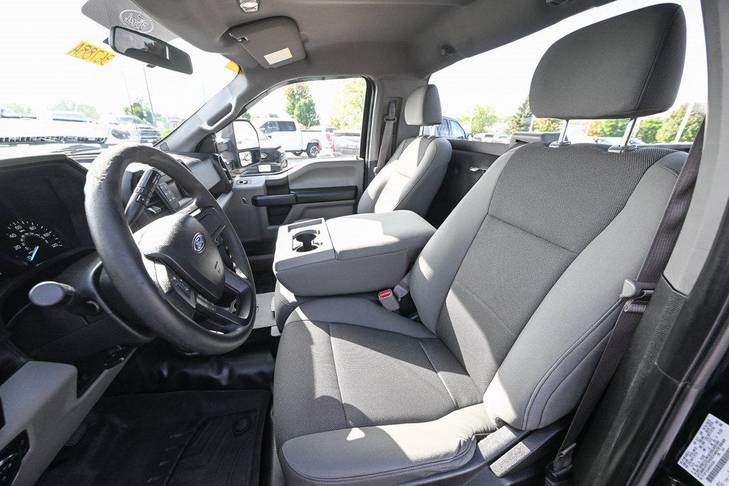 Used 2017 Ford F150 XL w/ Heavy-Duty Payload Package image 18