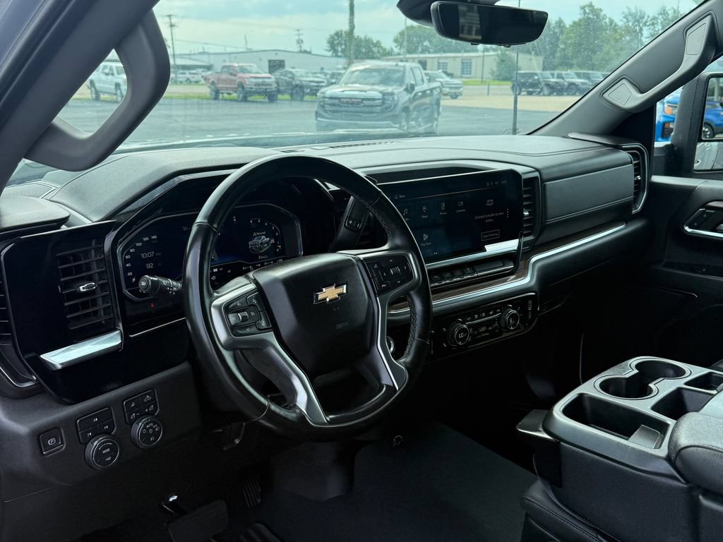 Used 2024 Chevrolet Silverado 3500 LT w/ Safety Package AWD/4WD image 52