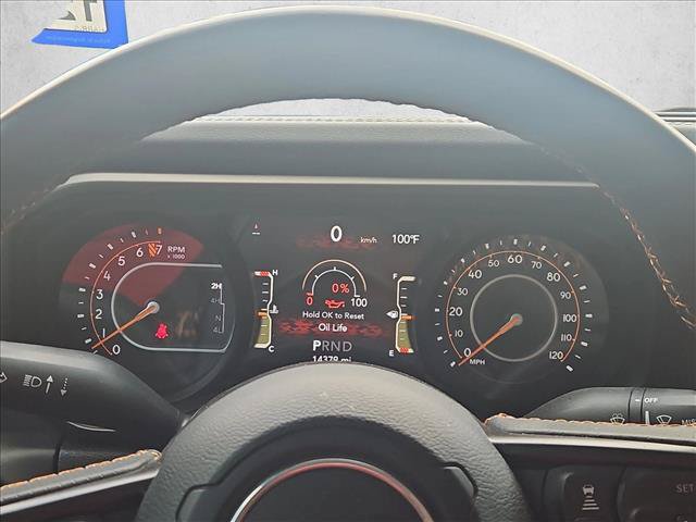 Used 2024 Jeep Gladiator Mojave AWD/4WD image 10