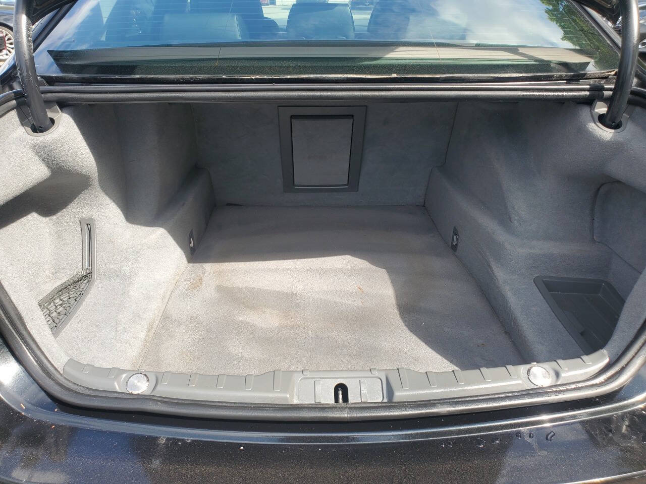 Used 2009 BMW 750i RWD image 18
