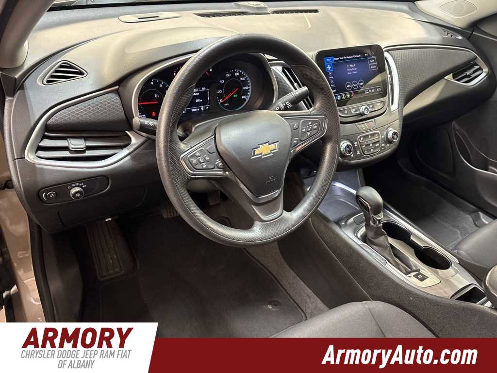 Used 2023 Chevrolet Malibu LT image 10