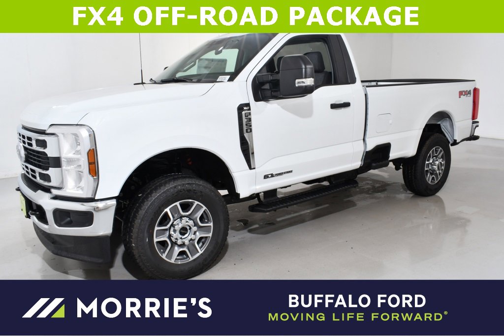 New 2025 Ford F350 XLT w/ FX4 Off-Road Package