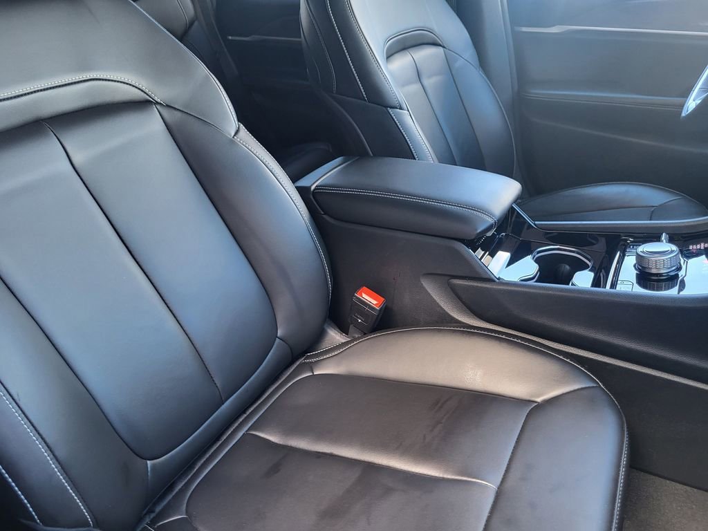 Used 2023 Jeep Grand Cherokee 4WD 4xe image 14