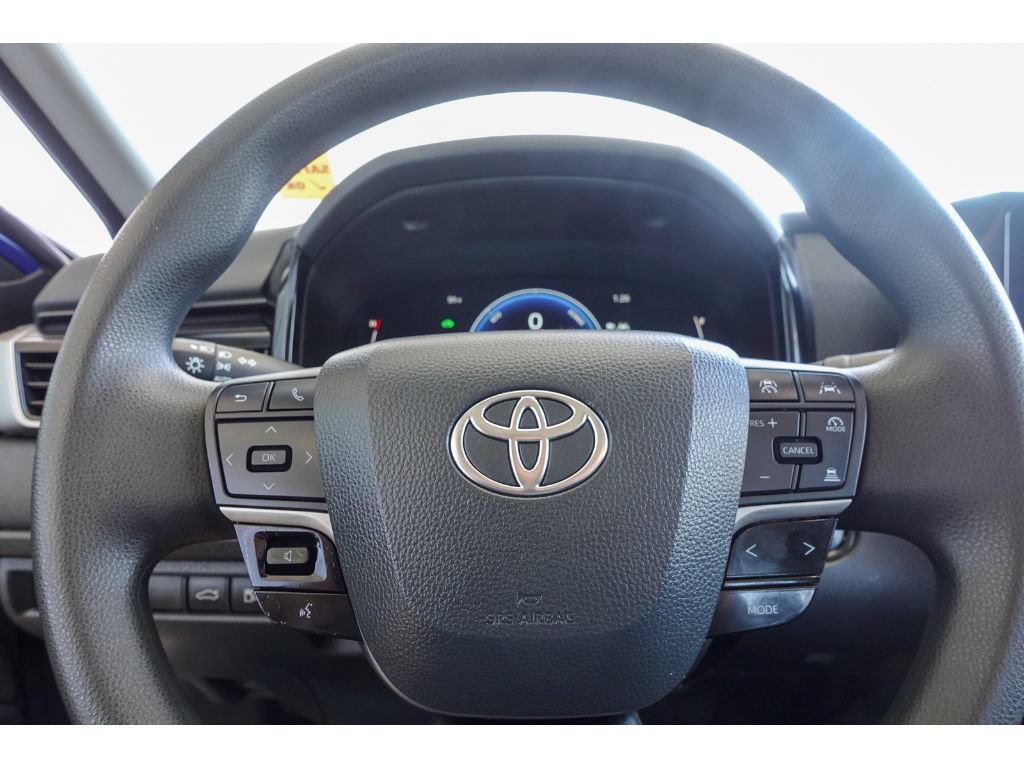 Used 2025 Toyota Camry LE FWD image 13