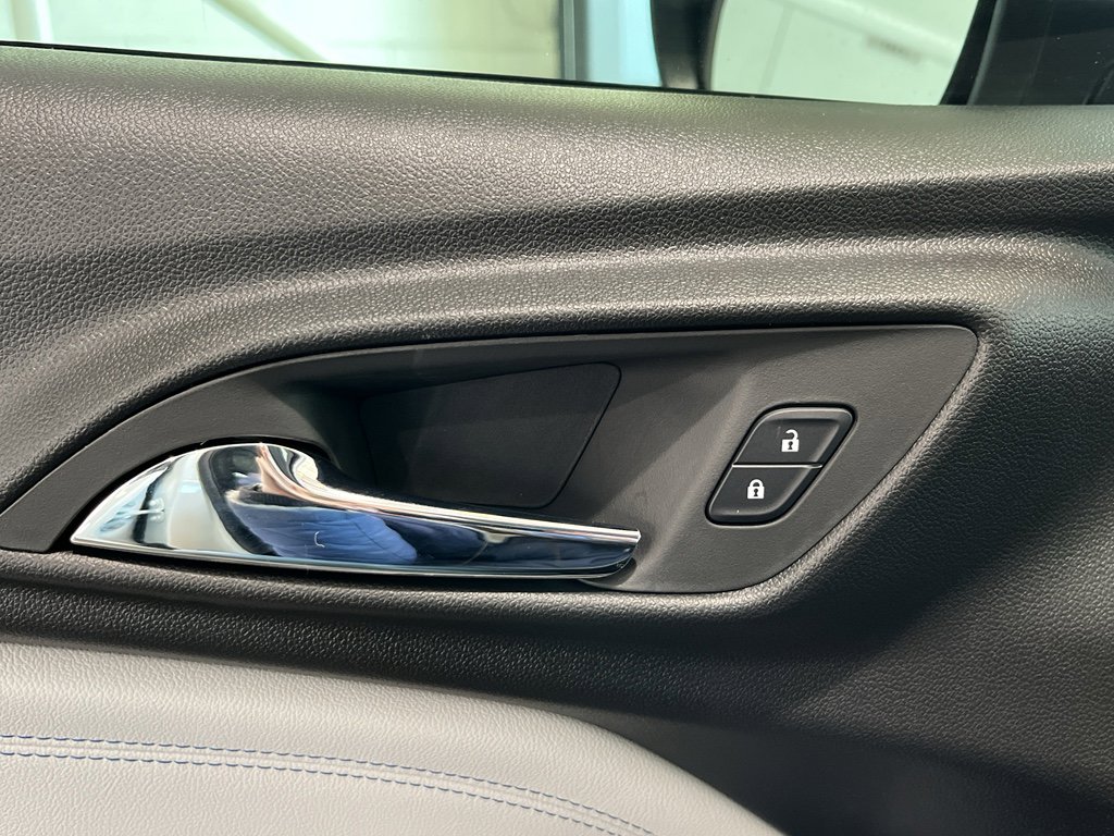 New 2026 Chevrolet Trax LT FWD image 27