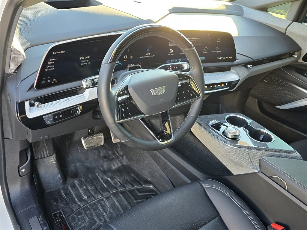 Used 2025 Cadillac Optiq Sport 2 w/ LPO, Floor Liner Package image 15