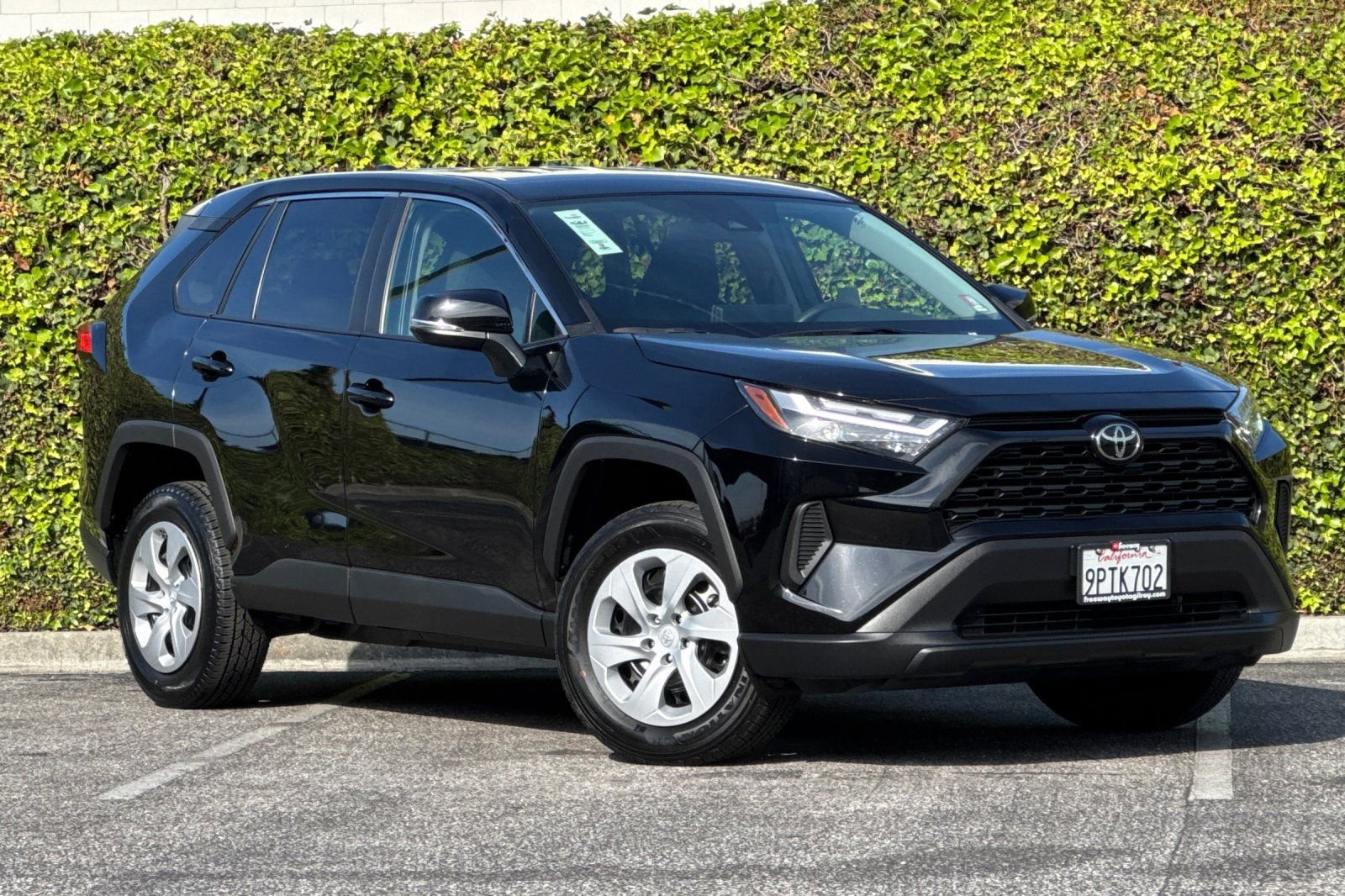 Used 2024 Toyota RAV4 LE image 2