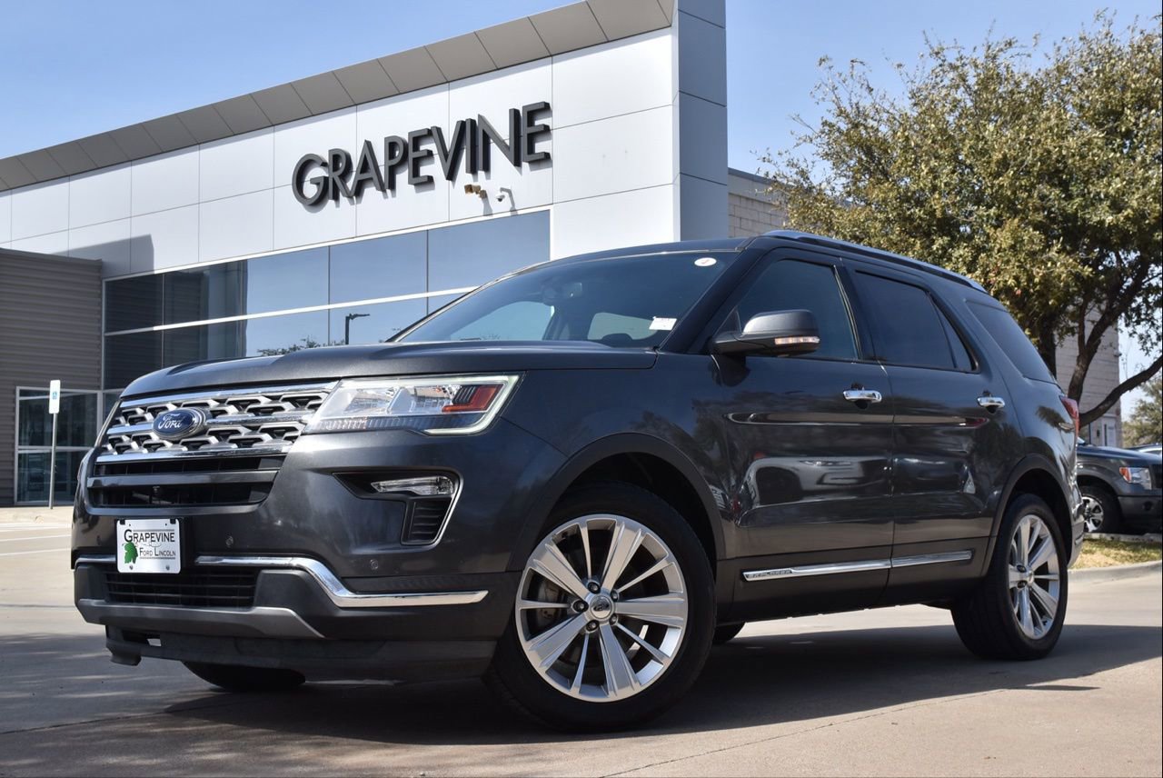Used 2019 Ford Explorer Limited w/ Class III Trailer Tow Package image 2