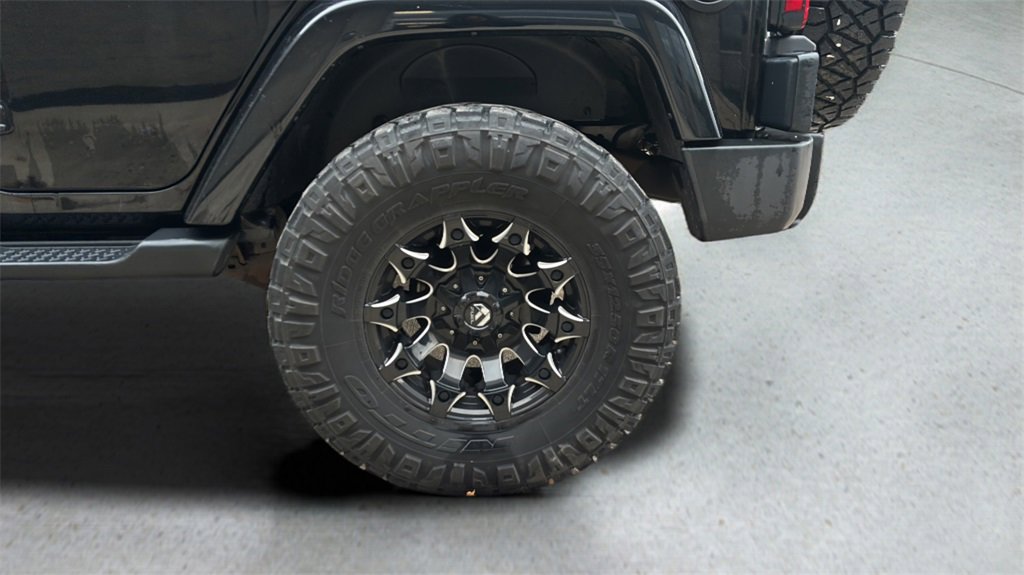 Used 2012 Jeep Wrangler Unlimited Sahara w/ Dual Top Group image 24