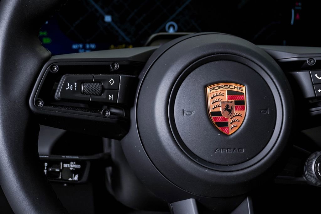 New 2026 Porsche Macan 4 Electric image 20