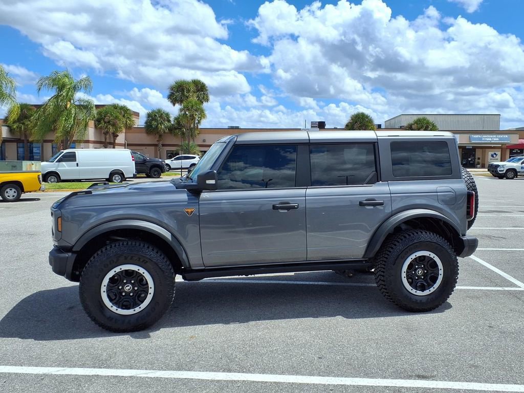 Used 2023 Ford Bronco Badlands w/ Sasquatch Package image 4